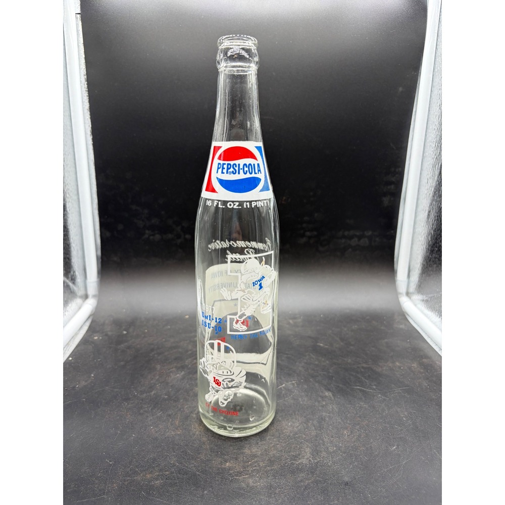 Vintage 1977 Pepsi University of Iowa vs Iowa State Commemorative Bottle 16oz